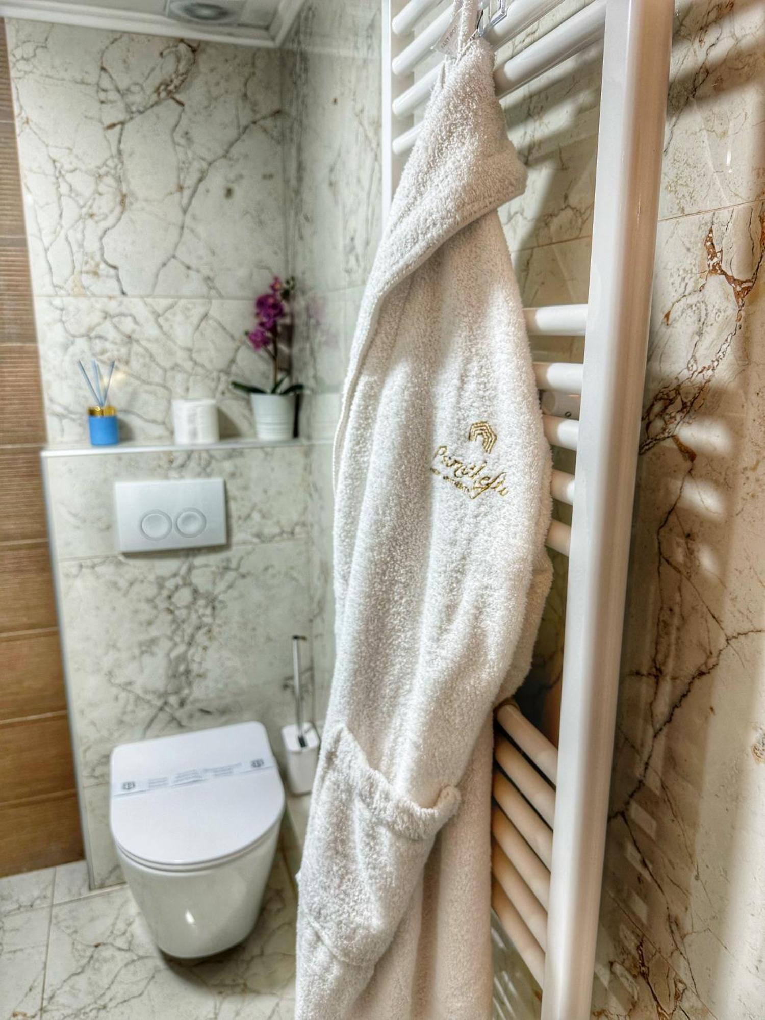 Psimithefto Luxury Apartments テッサロニキ エクステリア 写真